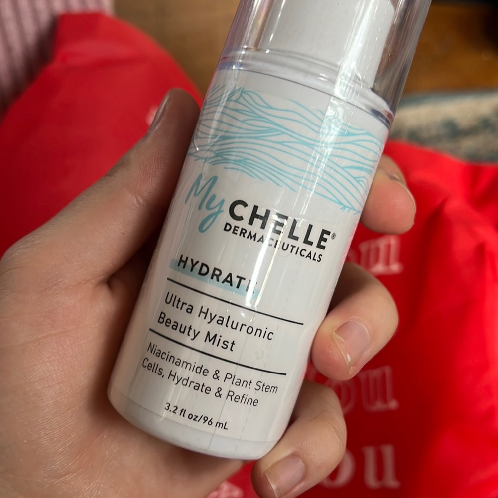 MyChelle Dermaceuticals Ultra Hyaluronic Beauty Mist